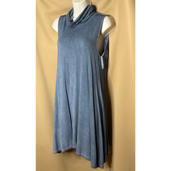 Pol Gray Fringe Top S NWT - Picture 3 of 10